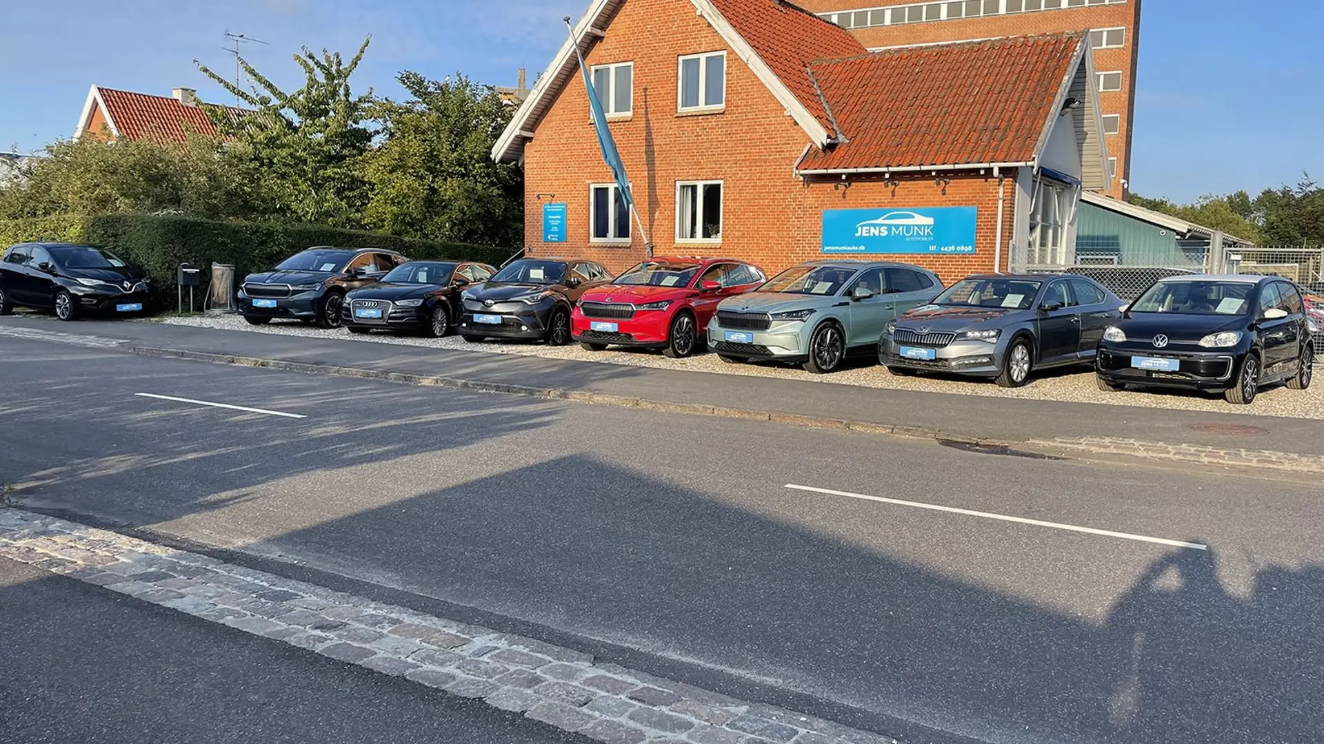 Facade 1560 1600X1200 (1)